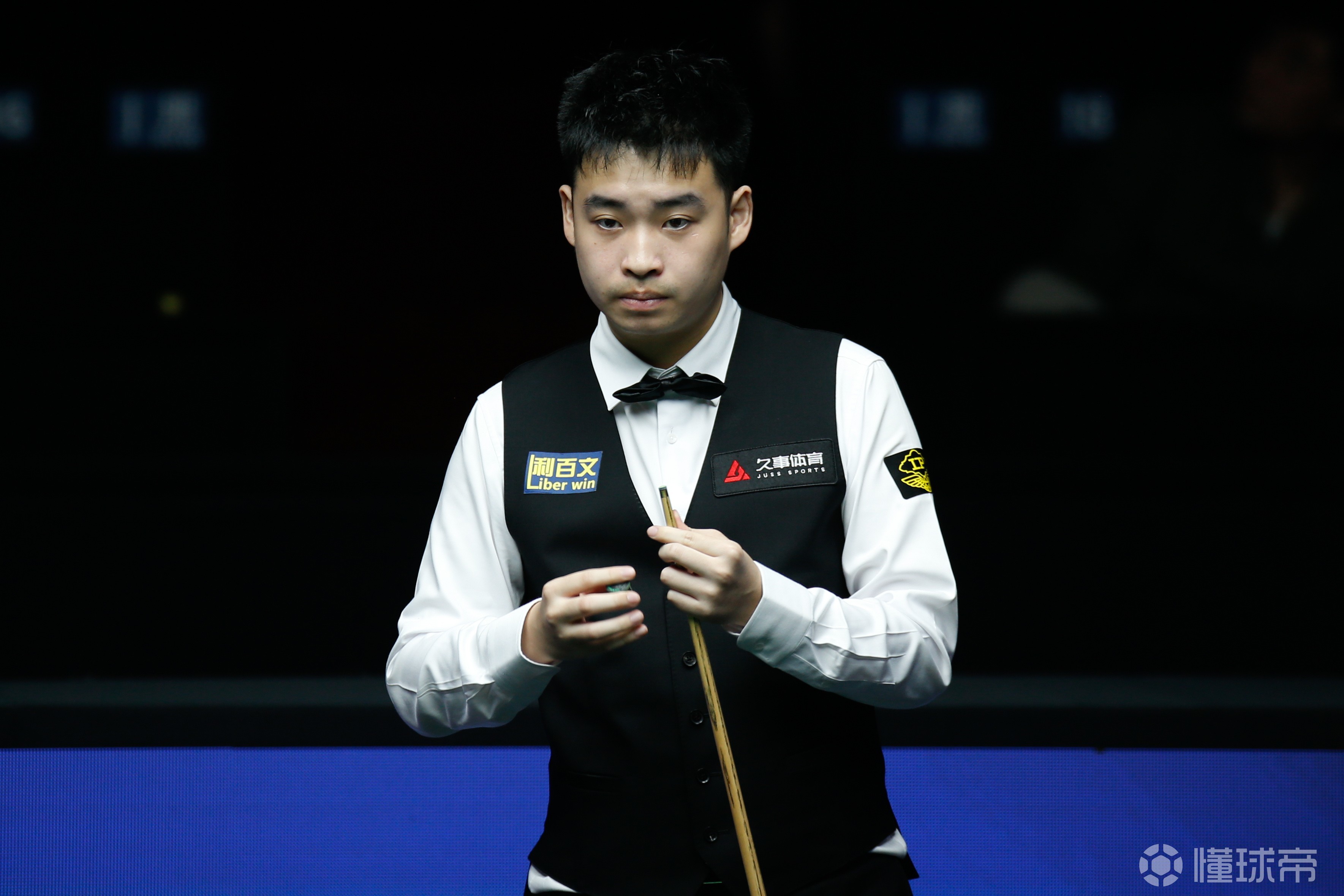 当低位背身 当低位背身